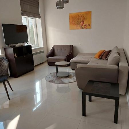 Jono Kalnelio Apartamentai Κλαϊπέντα Εξωτερικό φωτογραφία