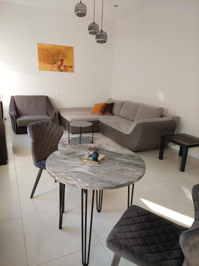 Jono Kalnelio Apartamentai Κλαϊπέντα Εξωτερικό φωτογραφία